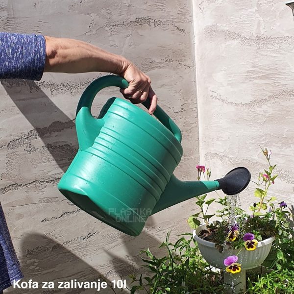 Kofa za zalivanje 10l ( ruža za polivanje gratis ) Kofa za zalivanje 10l ( ruža za polivanje gratis )