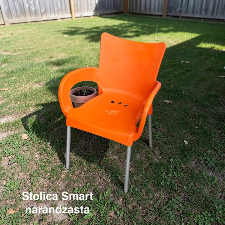 Plasticna stolica Smart sa metalnim nogama