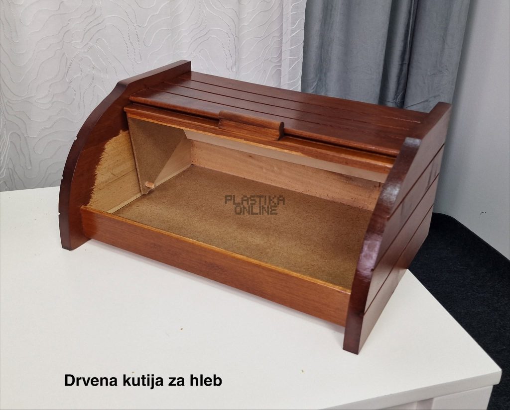 kutija za hleb od drveta podignutog poklopca