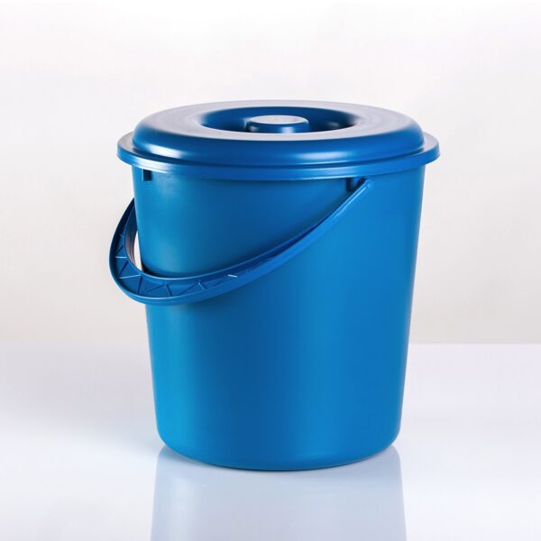Kofa 10L sa poklopcem