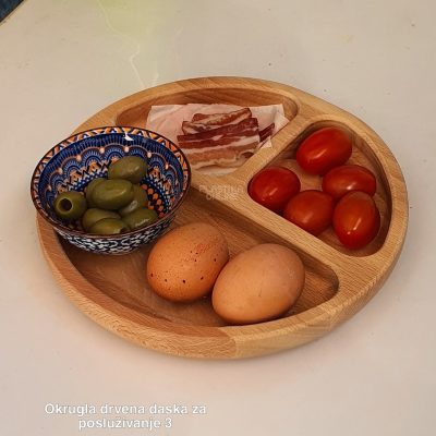 Okrugla drvena daska za posluživanje 3, drveni poslužavnik, drvena daska, daske za meze, ukrasne daske za posluženje, daske za slavu, daske za proslave