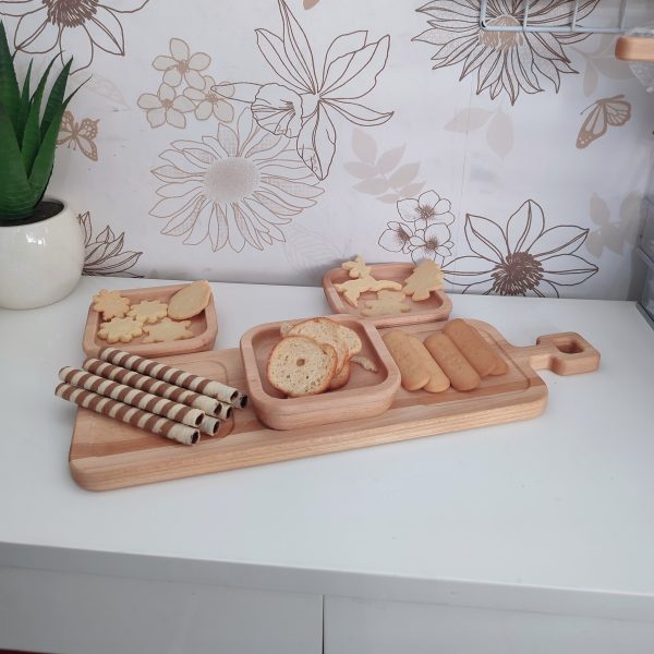 Drvena daska sa 3 činije, drveni poslužavnik, drvena daska, daske za meze, ukrasne daske za posluženje, daske za slavu, daske za proslave Drvena daska sa 3 činije, drveni poslužavnik, drvena daska, daske za meze, ukrasne daske za posluženje, daske za slavu, daske za proslave