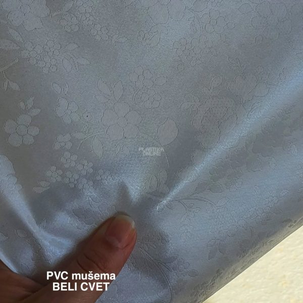 mušema beli cvet, pvc mušema, bela mušema, plasticni stoljnak BELI KVADRAT mušema 140