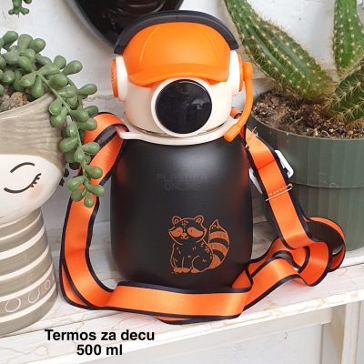 Termos za decu 500 ml , Termos sa slamčicom za decu , Termos sa kaišem za rame, Termos za školu i vrtić, Termos sa zatvaranjem na dugme