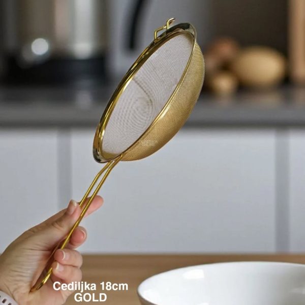 Cediljka 18cm , Zlatna cediljka , Metalni sifter, Plastična cediljka sa ručkom