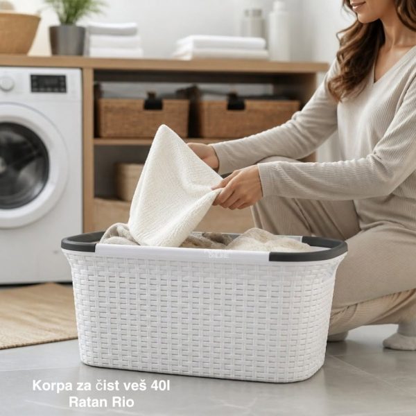 Korpa za čist veš 40L Ratan RIO bela