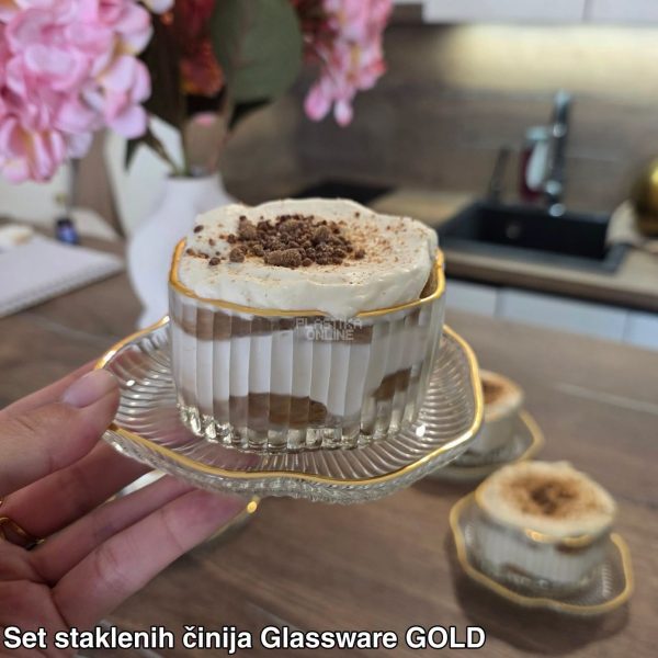 Set od 6 staklenih činija sa podmetačem sa zlatnim rubom glassware gold