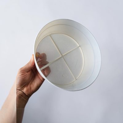 Plastično sito prečnika 20cm bele boje
