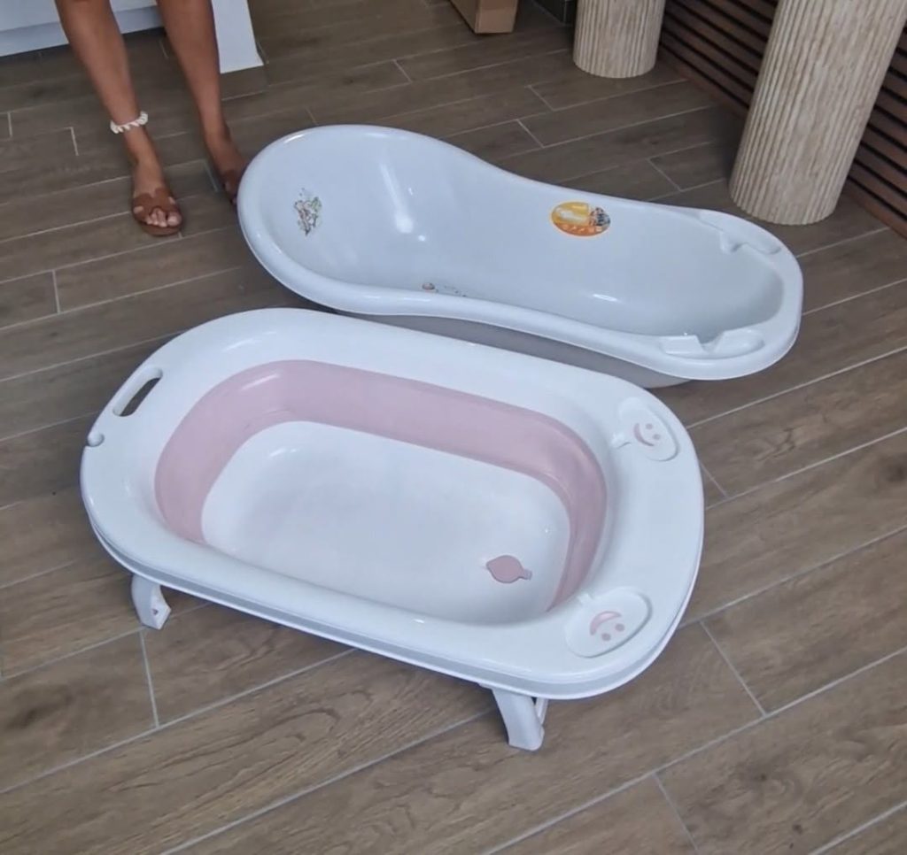 sklopiva kadica za bebe naspram obične kadice za bebe