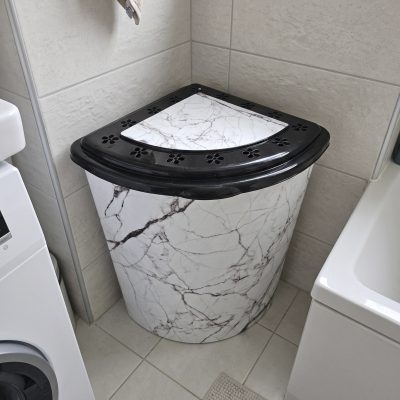 Ugaona korpa za prljav veš 50L Keramik